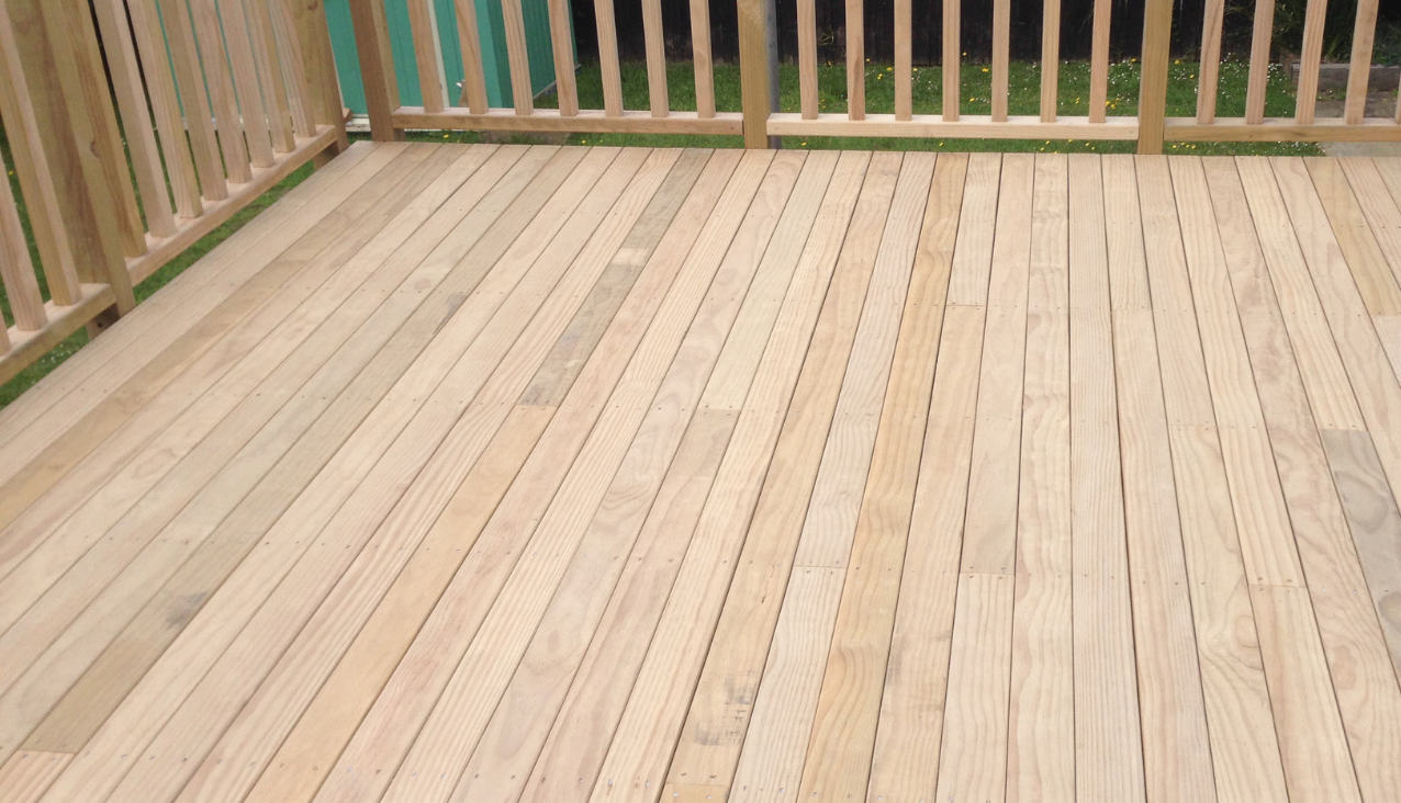 Decking Guide Timber Decking Inspiration PlaceMakers NZ